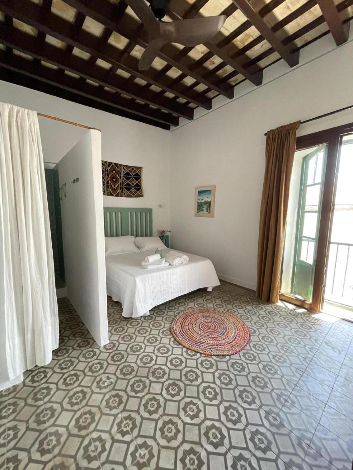 Dona Lola Rooms Conil De La Frontera Exterior photo